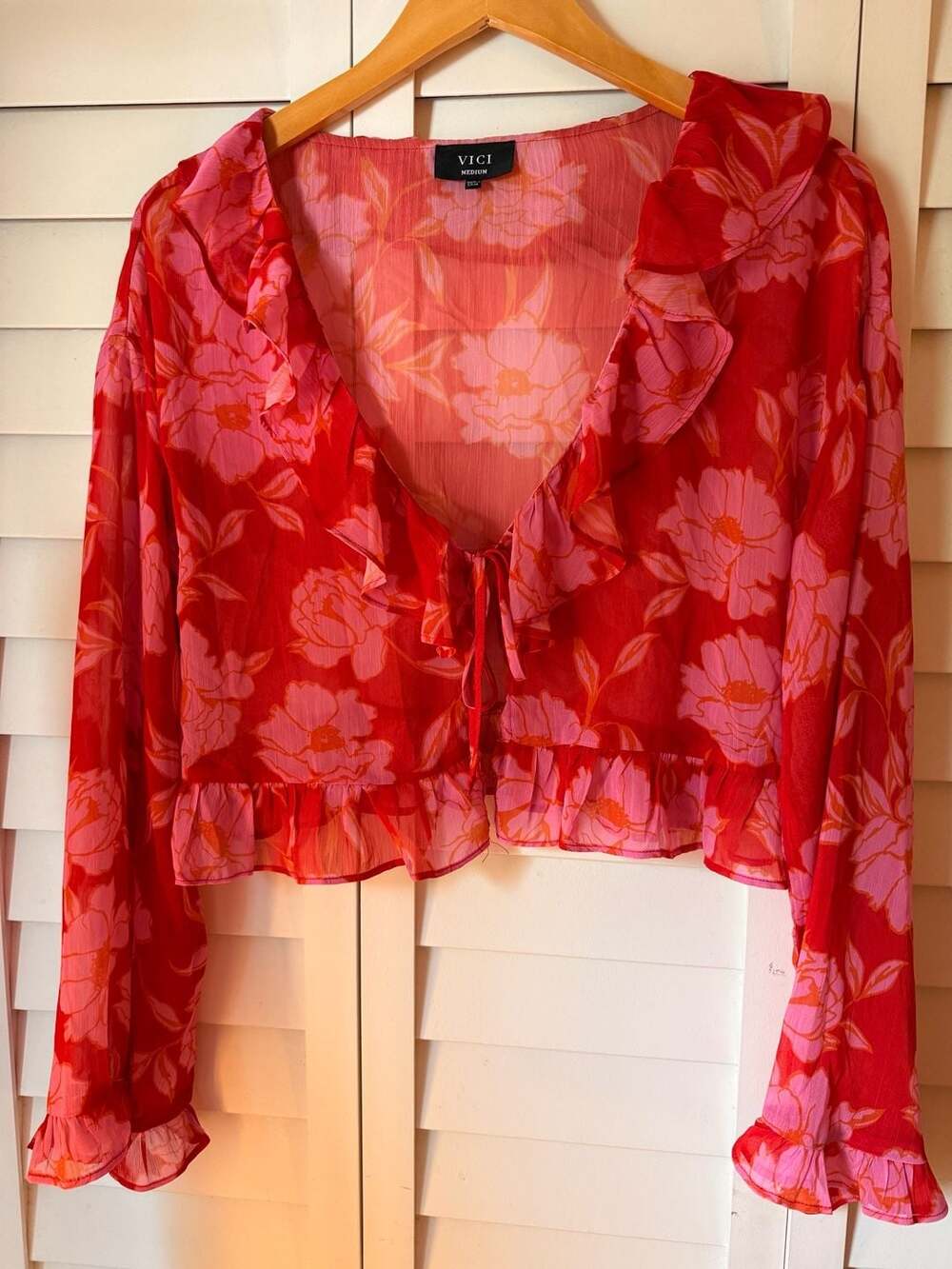 Lovers Bloom Floral Ruffle Blouse – VICI